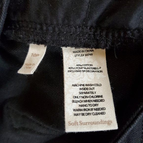 Soft Surroundings Black Jeans with Crocheted trim. Womens size 10P - Picture 4 of 5
